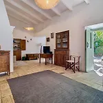 Casa Martim Sao Romao (Faro)